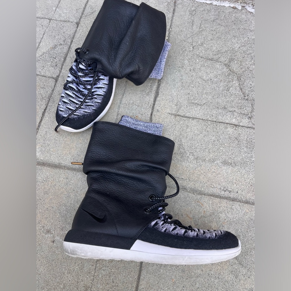 - BN women’s Nike roshe two hi flyknit boots trainers black and white m, s…